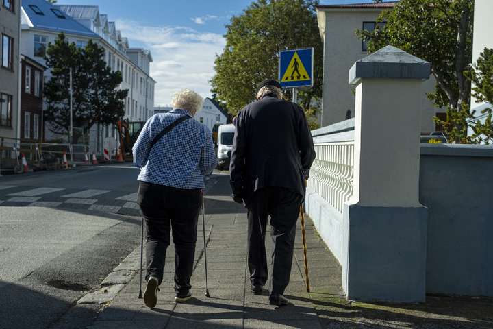 Ævilengd fólks með grunnskólamenntun hefur styst síðustu ár