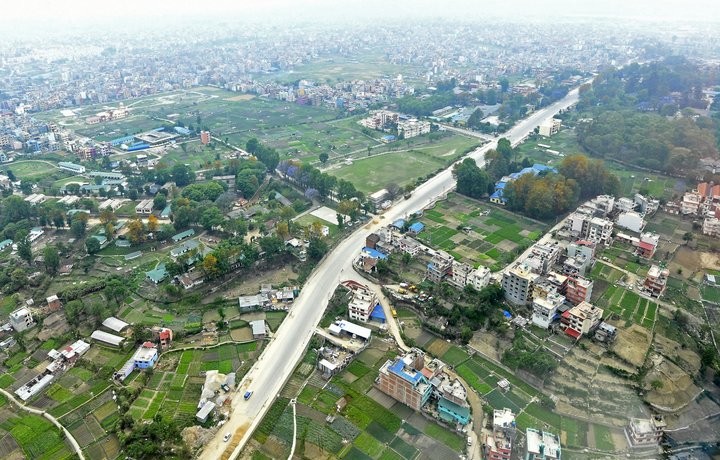 Ólga í Nepal eftir að ríkisstjórnin setti hömlur á Facebook, YouTube og X