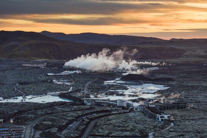 Forsætisráðherra sækir heimild fyrir byggingu varnargarða – Fjármagnaðir með nýjum skatti