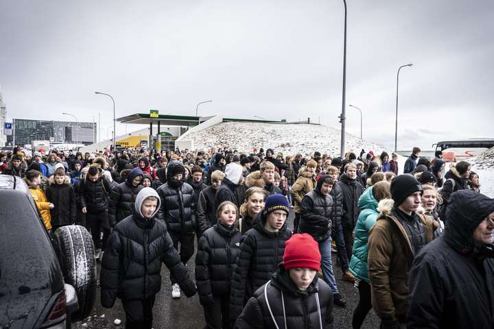 Má bjóða þér að deila 50 fermetrum með 30 öðrum í fimm tíma á dag?