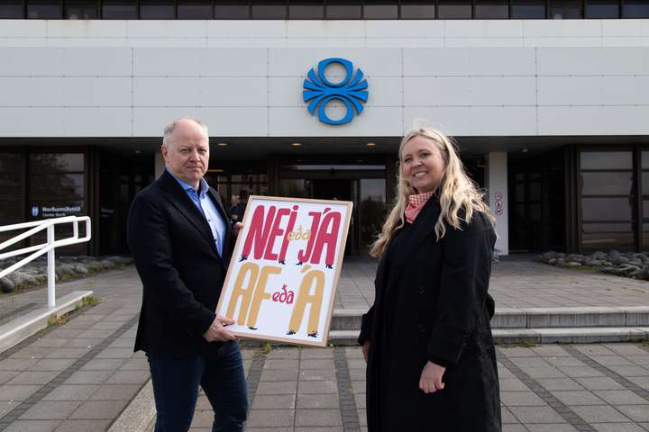 „Eru þau hrædd eða snýst þetta um peninga?“
