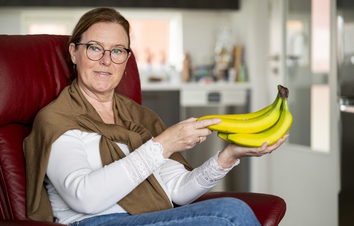 Borðar þrjá banana daglega og er nánast laus við krampana