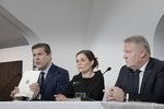 Launakostnaður aðstoðarmanna er 437 milljónir króna