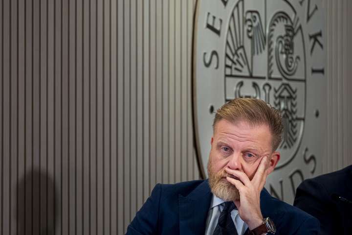 Stýrivöxtum haldið óbreyttum eftir verðbólguskot