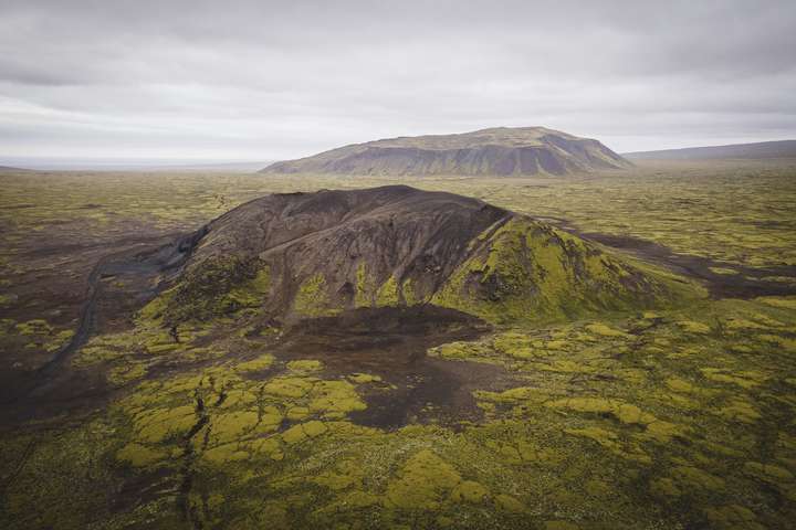 Að flytja fjöll