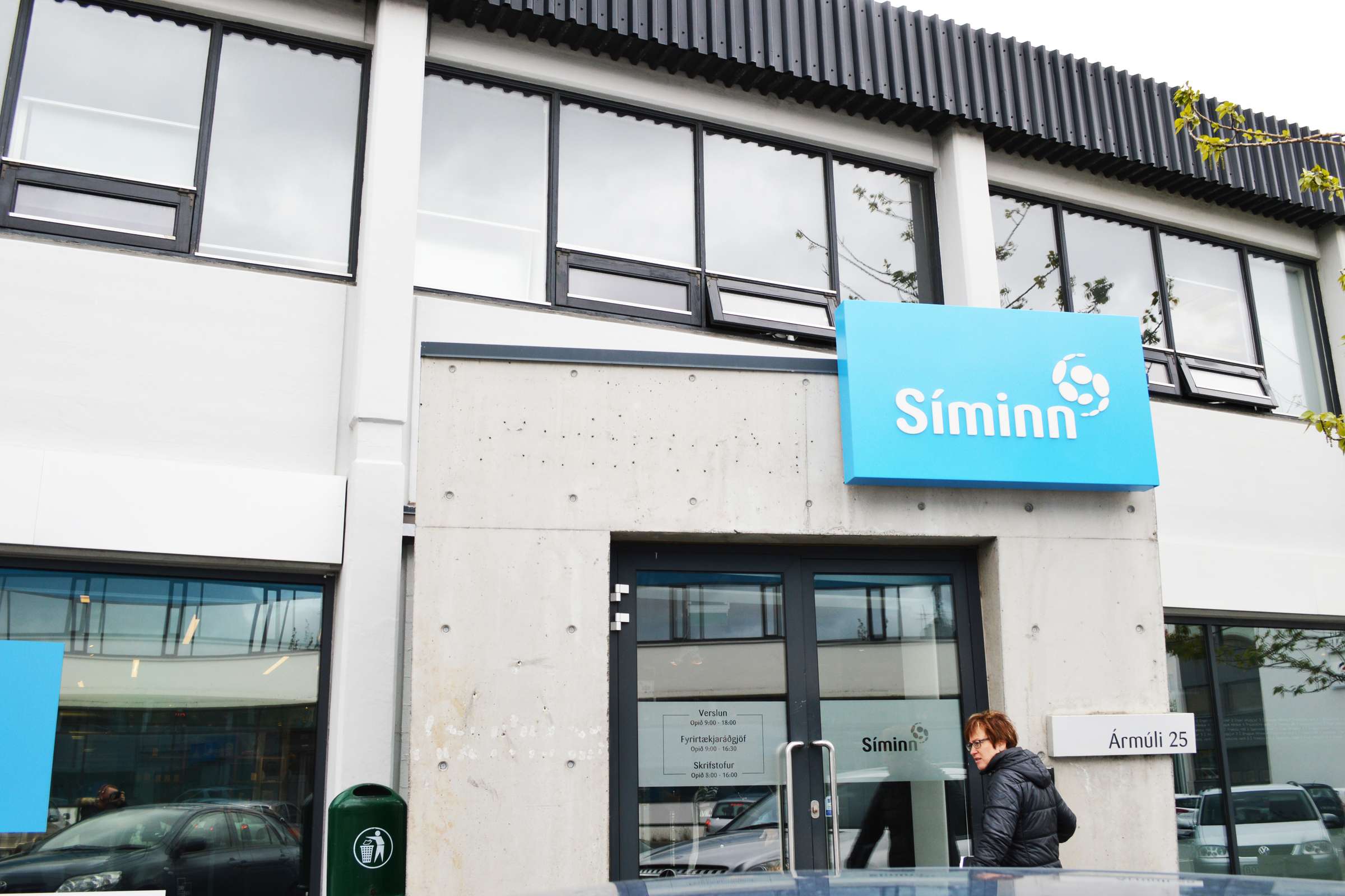 Síminn tilkynnir aukinn hagnað á meðan Sýn fellur - Heimildin