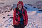 Í ofsaveðri á toppi Esjunnar