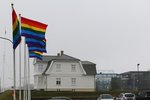 Regnbogafánar blasa við Pence hjá Höfða: „Erum bara að fagna fjölbreytileikanum“