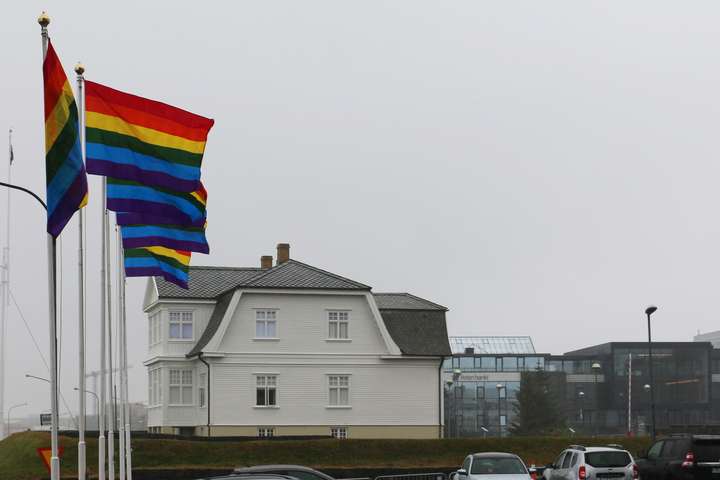 „Við undirrituð styðjum við góða og vandaða hinseginfræðslu“